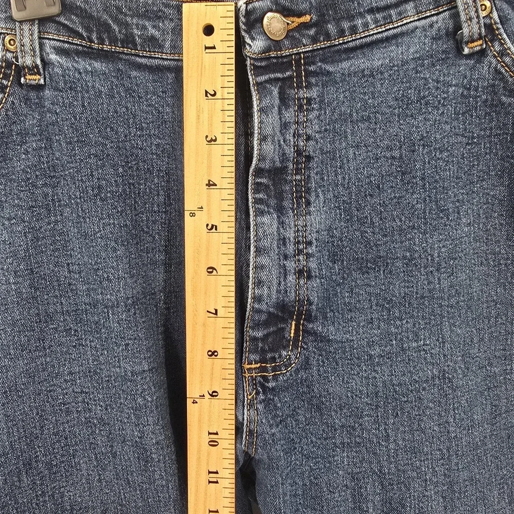 Wrangler Jeans Men's 40x30 Regular Fit Medium Rinse